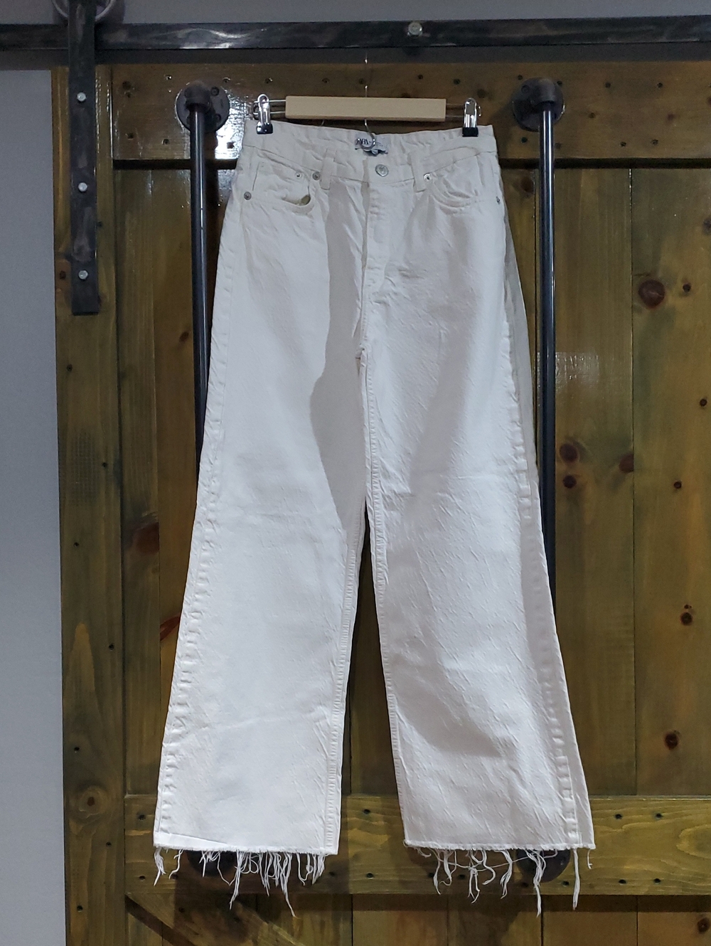 Zara White Wide-Leg Frayed Raw Hem Jeans The Boogie Pant Streetwear Casual